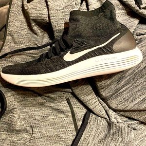 Nike*NEW*Men’s  Lunarepic Flyknit Running Shoes 13